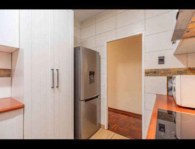 3 BEDROOM APARTMENT SOLD IN GLENWOOD